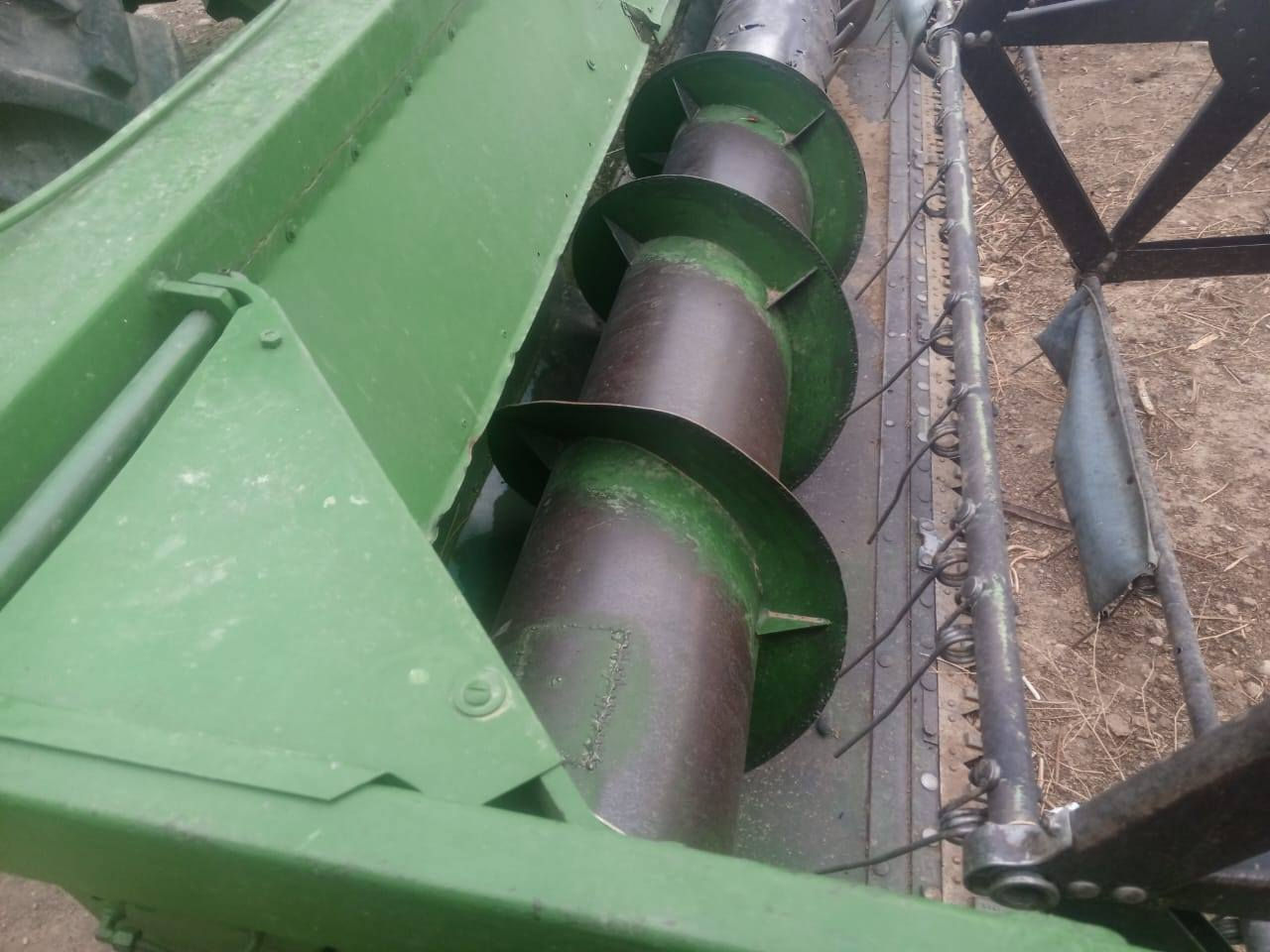 دراسة جوندير موديل 80 رقم وسنويه شرط مكينه وكير واكسن وطخم تاير جواها جديد العنوان الموصل للتواصل الاتصال بالرقم ***********
***********
