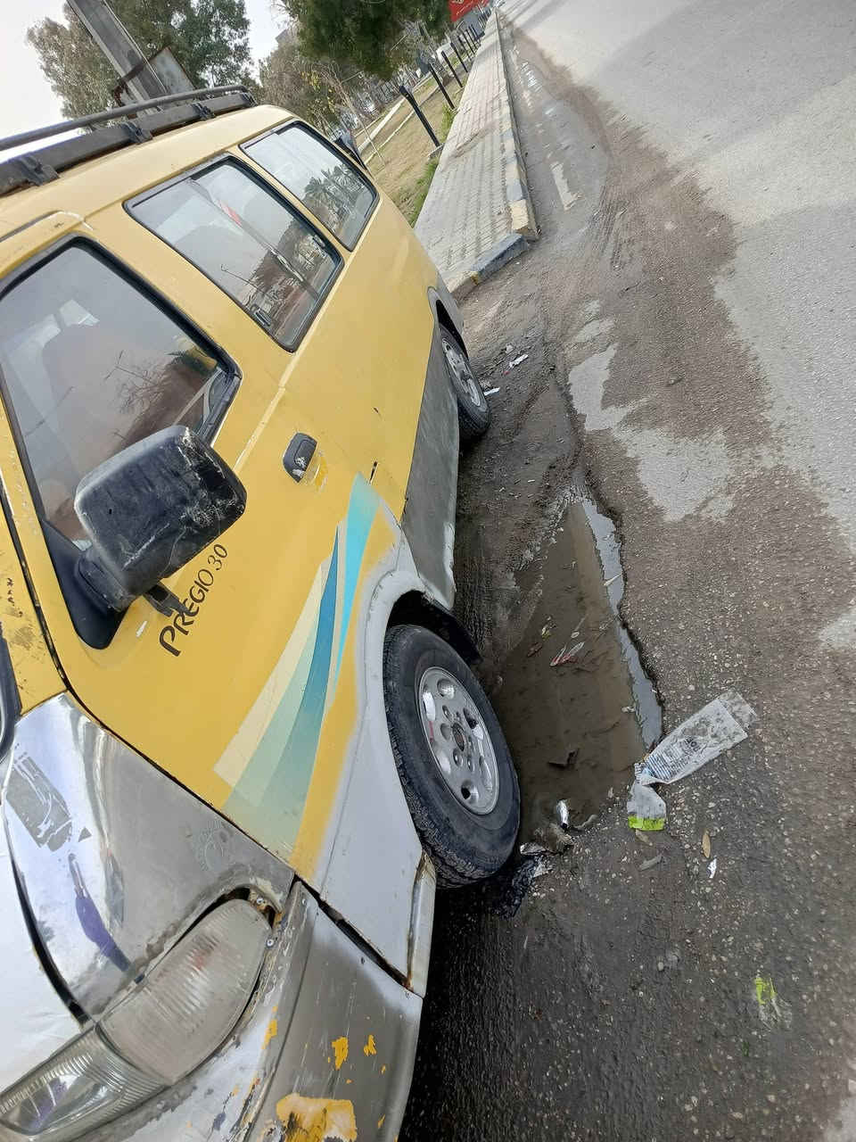 سلام عليكم
كيه بريجو موديل 97مكينه وكير جدد كير صجمه خط وبحث جدد مداور ثاني يوم بيه خيسات قليلات شاصي جهت العبري معمر تعمير فول مابين ابد دواخله حلوات سياره خير من الله كهربائيات كله شغاله ***********
سعره 37وبيه مجال عليه غرامات ينزل من سعره
