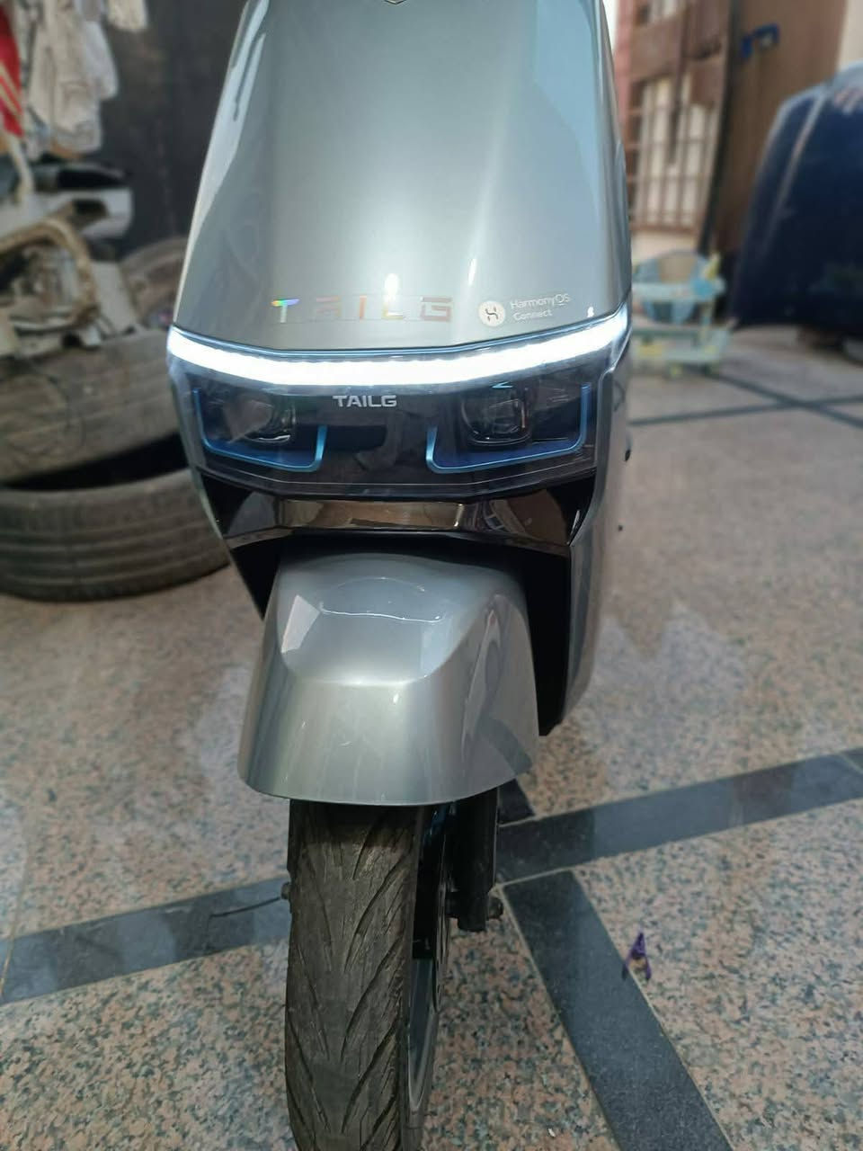 سلام عليكم اخوتي دراجه استعمال قليل للبيع مكاني قبله حي الجامعه ***********
