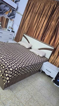 الغرف وحده ٣٠٠ وحده ٢٥٠ كونر ١٥٠ مكان حي جهاد اكو توصيل 07759250466