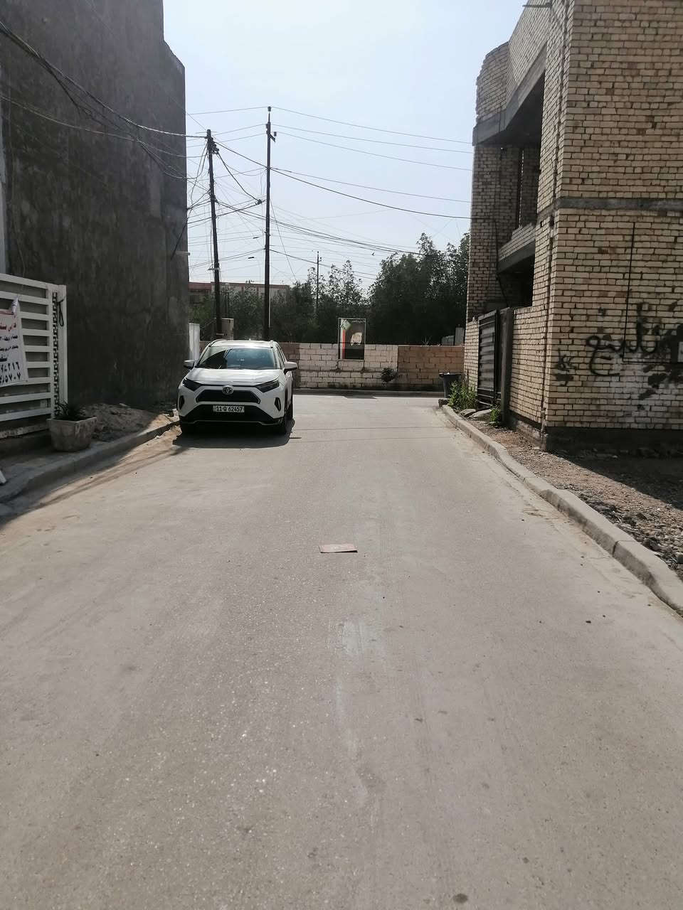 قطعه أرض زراعي سند 25 مساحة 108 ثالث قطعه عن الركن قريبه عل شارع عنوان خلف شقق حي صدام مجاور المجمع السكني للاتصال ***********
