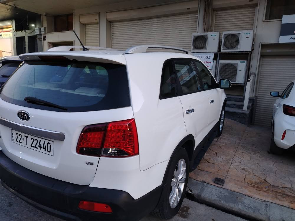 کیا سۆرینتۆ2012 پانۆراما فول فول 6پست مەرغوب 132هەزار ڕۆیشتیوە 
بێ سبوغ و بێ سارد  
سێ معقەد
 سەنوی نوێ 2031
بەناوی خۆمانە
مودیل 2012
فول فول مواصفات بانوراما بدون صبغ و باردو ماشيه 132كم سنوي هـزه جديد حتى 2031 ب اسمي رقم اربيل مميزة السياره جديد محرك جديد مامفتوح السياره كلش حلو
 مكان أربيل
السعر 175
***********
*********** أربيل, العراق
