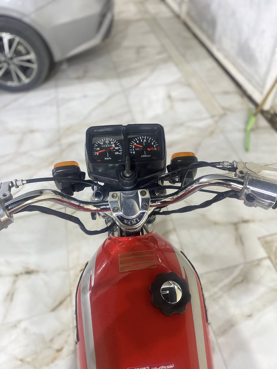 السلام عليكم صالها ١١ يوم من تعمرت بعدها سحك اول تبديله سعر ٩٧٥ وبيها مجال للشراي خاص موجود رقمي شريحه بس واتساب ماعندي ***********
