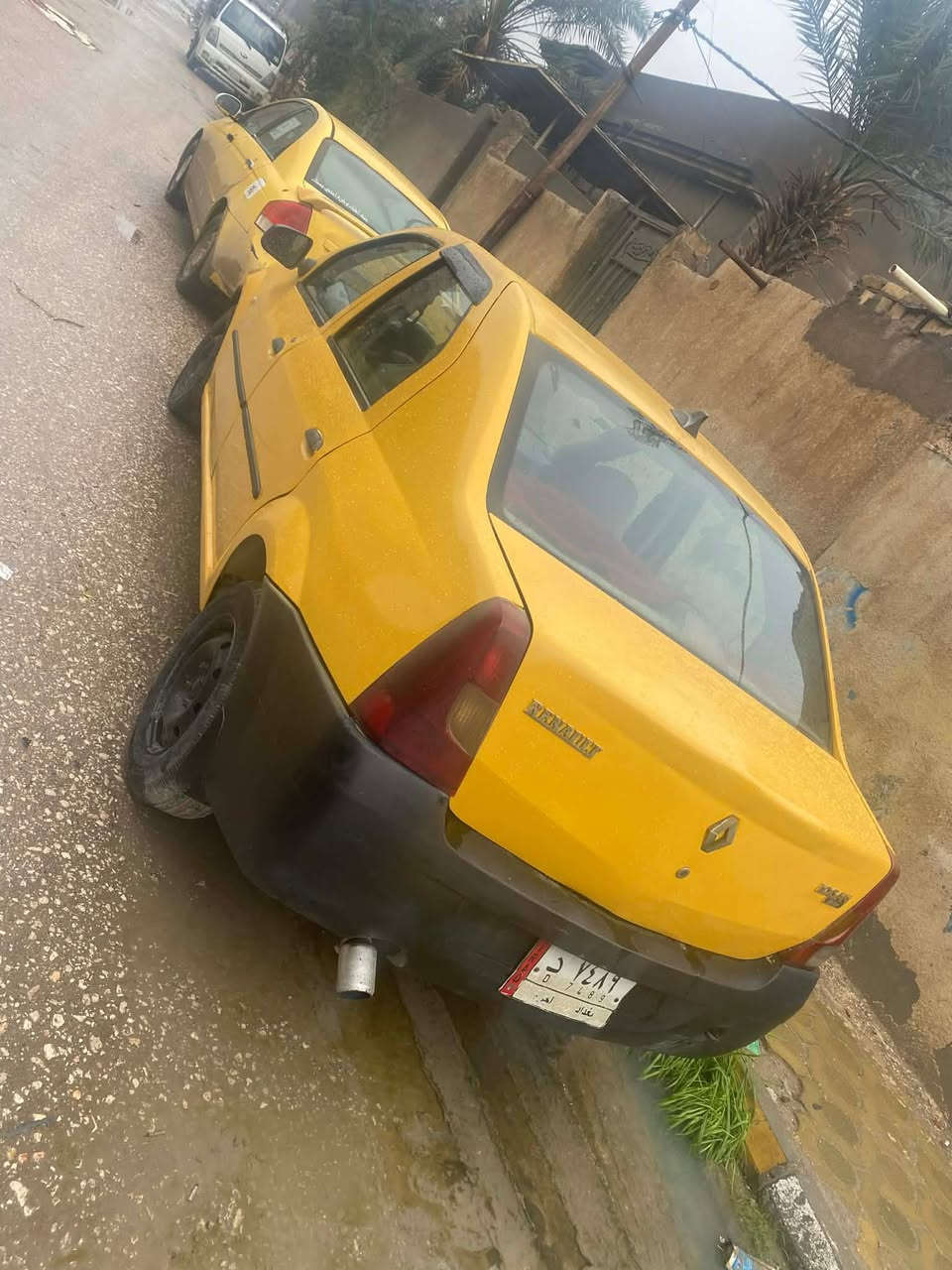 سلام عليكم رينو موديل 2010 سياره جاهزه كير مكينه حداديه تخم تاير رقم نكليزي سنويه مصفره ل٢٩ مداور ثانيوم بسمي مكفوله من ضربه مكانه سماوه سعر ٣٥ وبيه مجال  *********** نتصال واتساب
