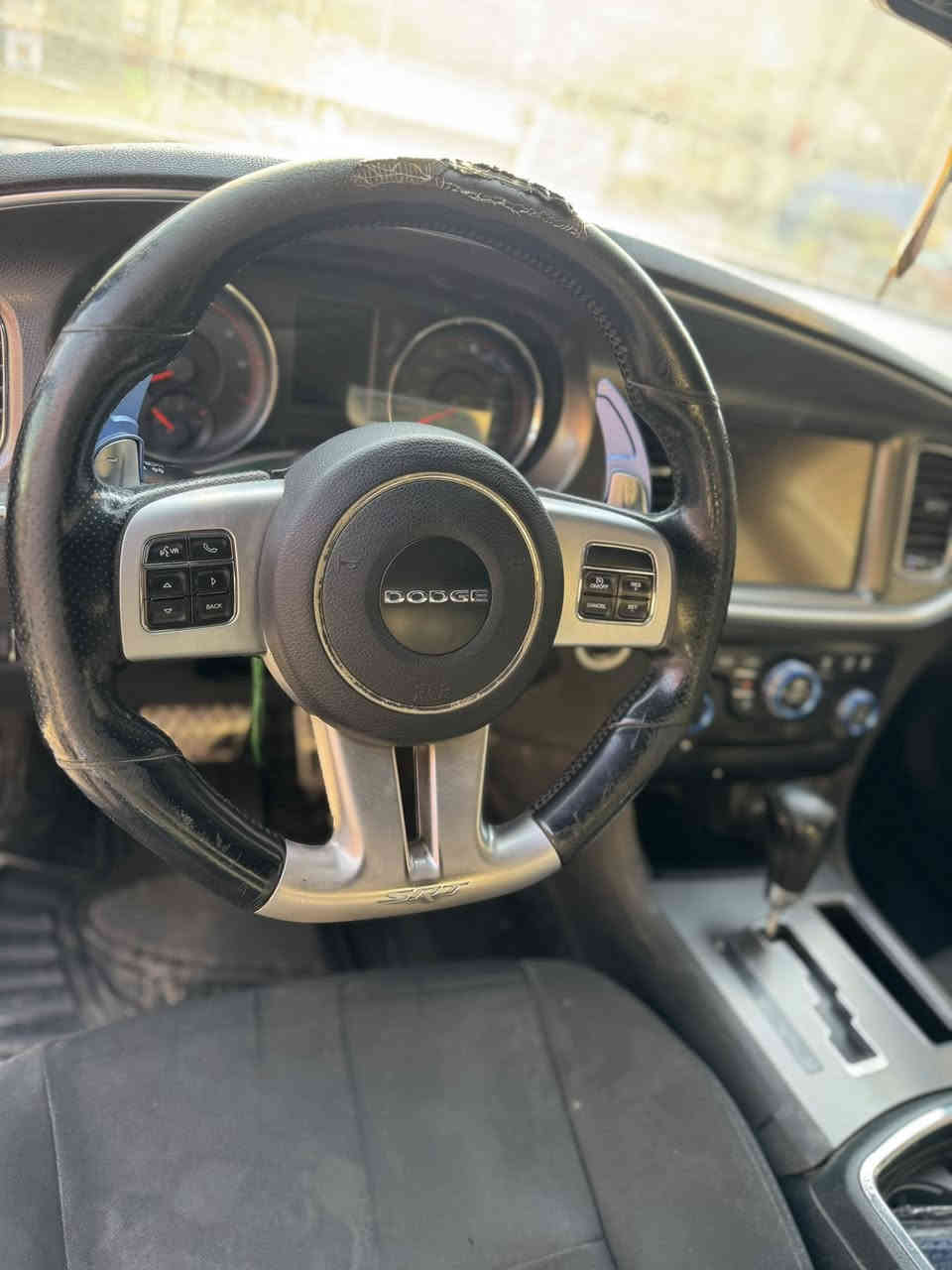 الله ألهم صلى على محمد وال محمد
جارجر مديل 2013 دايتونا V8 5700

سونار موجود داخل الصور 

مواصفاتة 

فتحة سقف 

شفتات سترين 

شاشة كبيرة SRT

،،،،،،

حداية خليفة امامية كاملة مكملة 
بية طخم تايرات
مكان السيارة العمارة 

***********

سعرها 138 بية مجال نشالله
