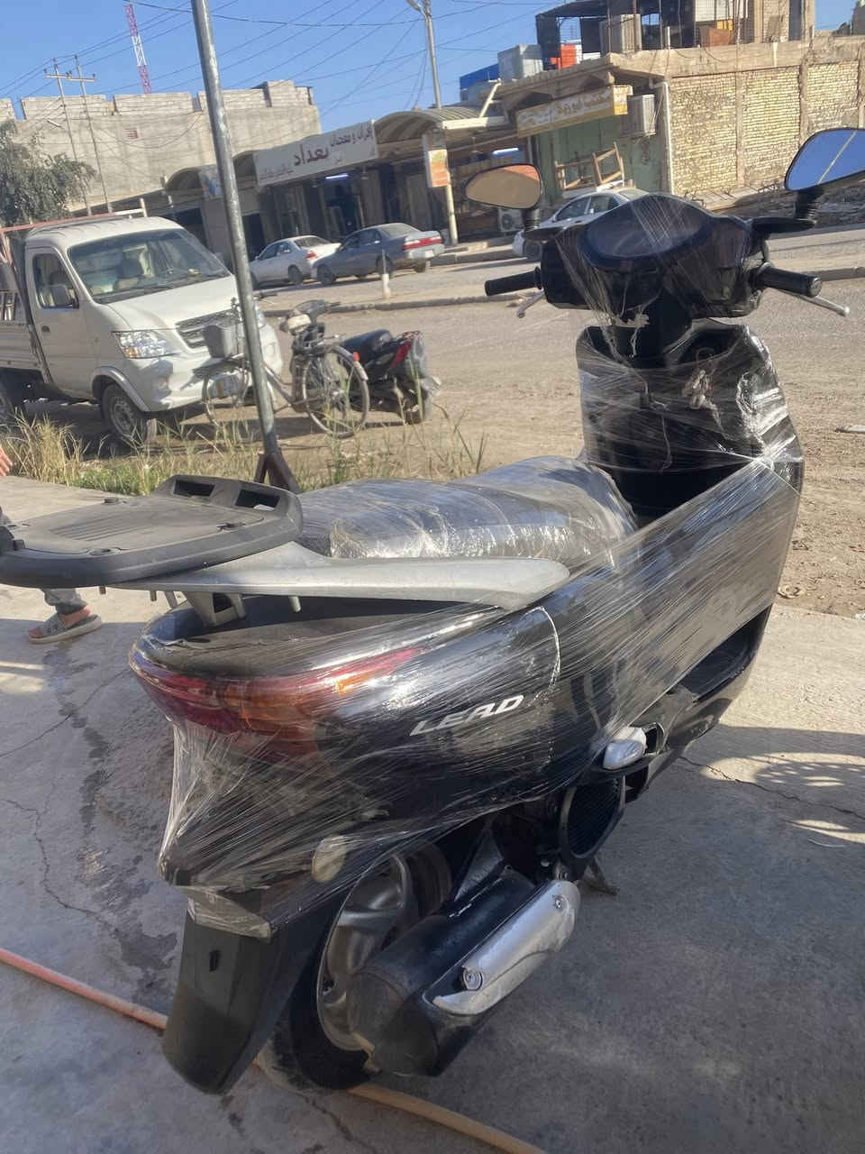 س ع خوان ليدي حديث  مفتوح دراجه مرتبه ونضيفه مكينه زلال ٩٠٠ وبيه مجال بصيط
***********هـ
