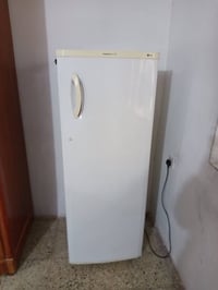 ثلاجه ال جي 12 قدم نظيفه كلش وغساله 12 كيلو نظيفه العنوان بغداد حي الج...