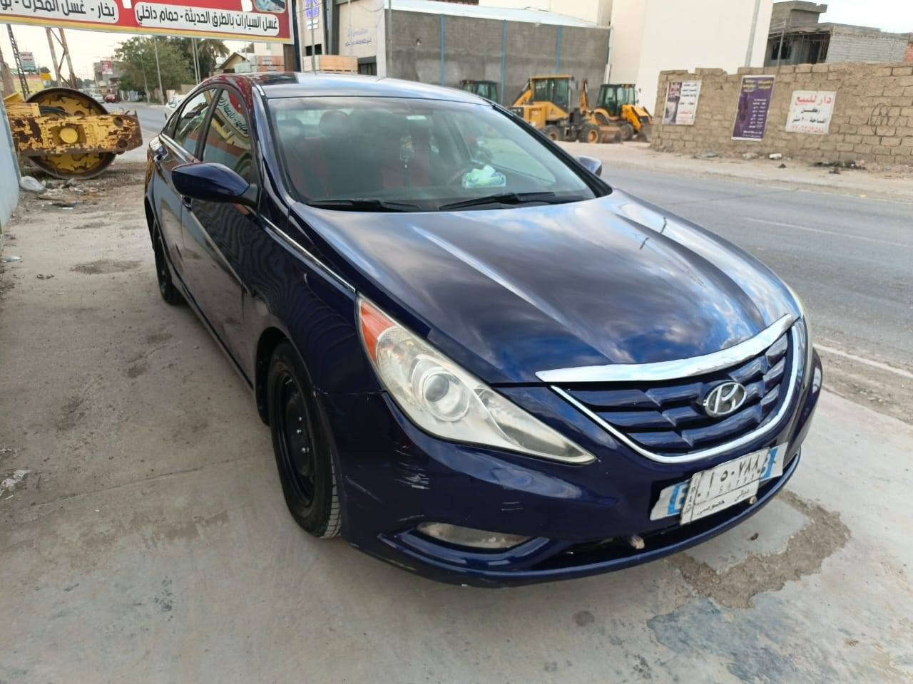 سوناتا 2013
امريكي 
الضرر فقط بارد 
مصبوغة عام للجمالية 
مكلف بالنشر 
رقم صاحب السيارة 
‏‪0774 711 2530‬‏
