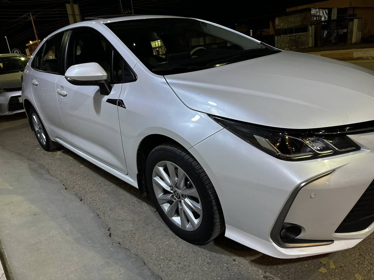 .
كورلا خليجي ساز فول 1/1
رقم اربيل 
موديل 24 
محرك 1.8
ماشيه 50 الف 
كفاله 
•••
السعر 192$ بيه مجال 
***********
