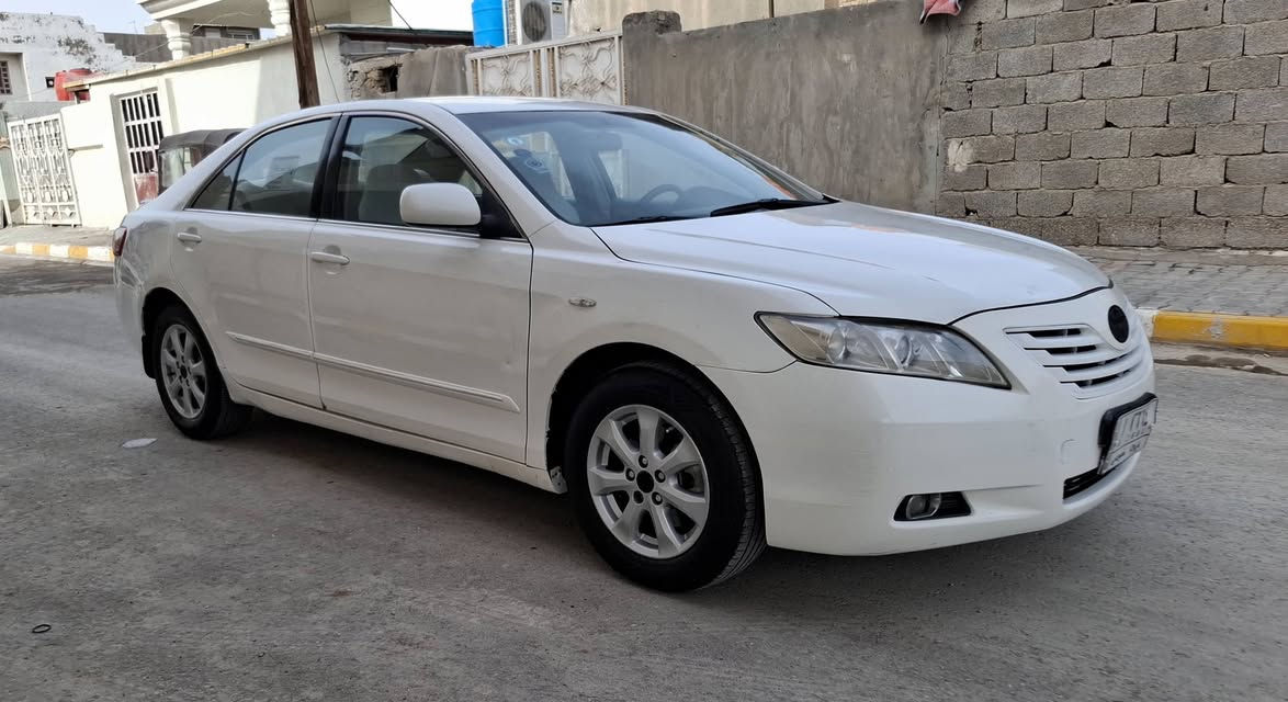 الهم صلى على محمد وأل محمد 
كامري ٢٠٠٧ خليجي بسمي 
سعر ٧٢ ،،،،،،***********
سياره جاهزه حداديه تخم تاير تبريد 
محرك كير مكفول رقم كربلاء ضرر قبق جنطه بدون دواخل
بيه ٤ قطع صبغ بجم كبس سستم ارباك ع شركه جاهزه تحويل
مباشر شاشه كامره بصمات مكان واسط
