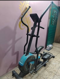 جهاز للبيع استخدام قليل السعر 100 اتصال 07715453093
