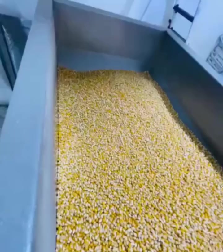 🚚🔥 تجهيز وكلاء منتجات روز ROOZ 🔥🚚
إذا تدور على بضاعة تمشي بسرعة وتحققلك ربح ثابت…
منتجات روز هي الخيار الأقوى بالسوق ✔️
✨ تشكيلة متكاملة من السناكات:
🍿 شامية بنكهات متعددة
🍕 بيتزا فليفر
🌽 بوشار
🌶️ أصابع ونكهات مميزة مطلوبة بكل محل
ليش تختار روز؟
✅ طلب عالي وحركة بيع سريعة
✅ أسعار مدروسة وهامش ربح ممتاز
✅ تجهيز كميات كبيرة للمحافظات
✅ دعم حقيقي للوكلاء والموزعين
ابدأ تجارتك بثقة وخلي اسمك يكبر بالسوق 📈💰
📞 للتواصل وحجز الوكالة:
***********
