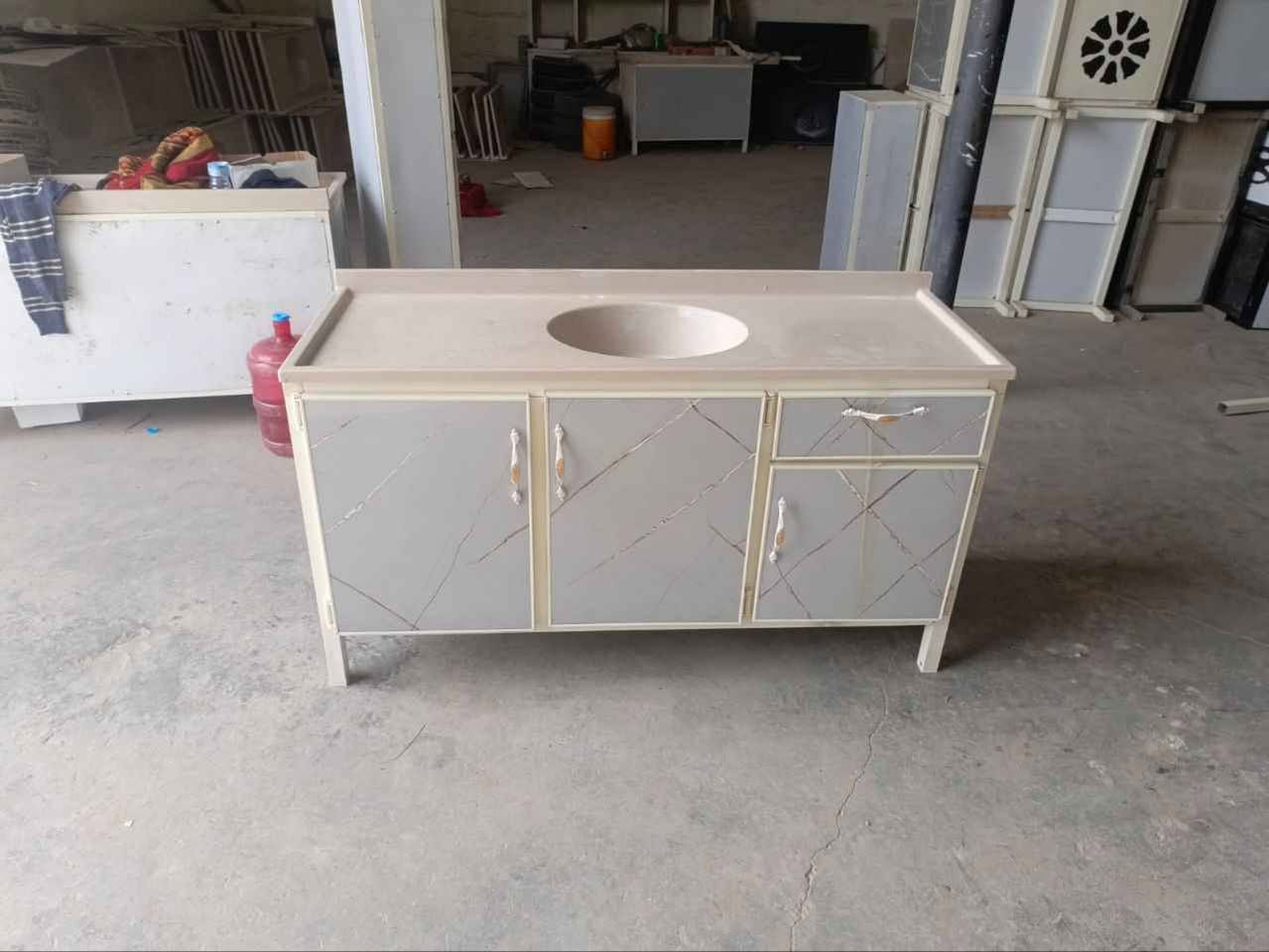 ‎سنك مرمر قياس متر ونص يحتوي على قواطع متوفر توصيل للحجز والاستفسار مراسلة الصفحة‎ بغداد, العراق


**إذا كنت صاحب هذا الإعلان وتريد حذفه لأي سبب، رجاءا أرسل رسالة إلى الدعم الفني**