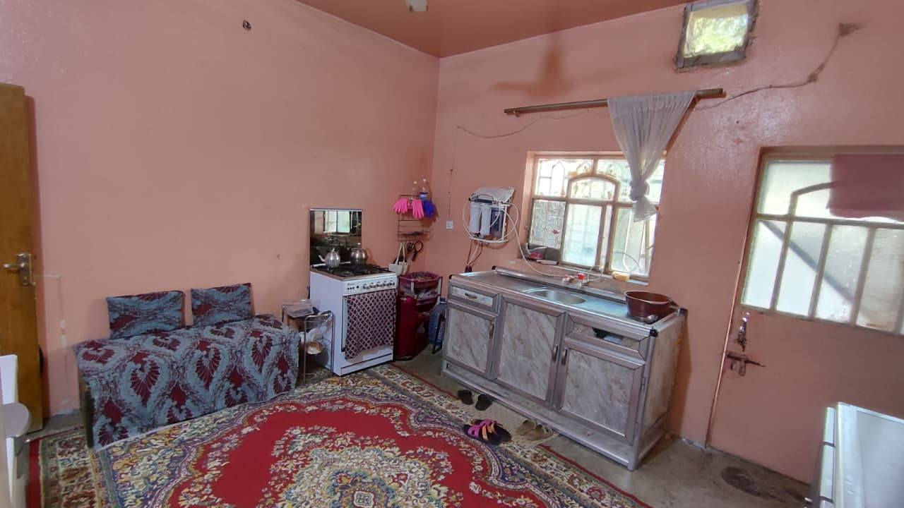 🕋بسم الله الرحمٰن الرحيم 🕋

👋السلام عليكم ورحمة الله وبركاته👋

🏪يعلن مكتب انمار للعقار

🌄الانبار قضاء الفلوجه

🏡 بيت 

#للبيع حي العسكري قرب اسولق عبودي 

🚧 بناء طابوك 

📐المساحه 175م واقع حال اكبر 
 
 سنه البناء  2005

📃طابو صرف سند تحويل ملكيه بسم شخص واحد 

🛣️شارع 10 م خدمات مجاري مجاري تبليط 

🏠طابق واحد 

🔵استقبال وحديقه وكراج   
🔵مطبخ 
🔵غرف عدد 2
🔵مناور عدد 2
🔵صاله 
🔵صحيات 3
🔵السطح شتايكر 
 

💲#السعر المعلن 185 مليون من قبل صاحب العقار وقابل للتفاوض 

ملاحظه يرهم مراوس اذا اكو شي مناسب بالجغيفي الثانيه او بغير مكان 

🧑‍💻عزيزي عندك عقار وتريد تبيعه باسرع وقت راسل صفحتنه نلبي لك طلبك 🙏♥️

⁉️للاستفسار اكثر مراسله صفحتنا او زياره المكتب انمار للعقار الواقع على شارع 60 مجاور مطعم  نفر بخاري  ومجاور المطعم وكوفي بلاك ساراي شارع السكلات او الاتصال 

☎️***********☎️كورك 
☎️***********☎️ واتساب  

⁉️اذا كنت تملك عقار وترغب في نشره مراسله صفحتنا او زياره المكتب انمار للعقار او ارسال المعلومات على الواتساب ☎️👆

⁉️الاسعار المعلنه في مكتبنا تحدد من قبل البائع وليس المكتب ونجمع البائع والمشتري وجها لوجه لاتمام عمليه البيع

⁉️متابعه ولايك للصفحه ليصلكم كل ماهو جديد فضلاً وليس أمراً

♥️طابت أوقاتكم بكل خير ♥️
