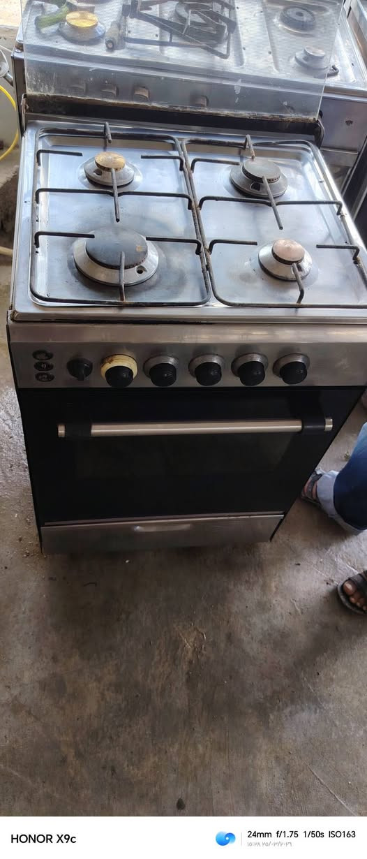 طباخ ٤عيون شغال كامل كلش نضيف
سعر ١٠٠بي مجال 

مكان بعقوبة المفرق 

للتواصل ***********
