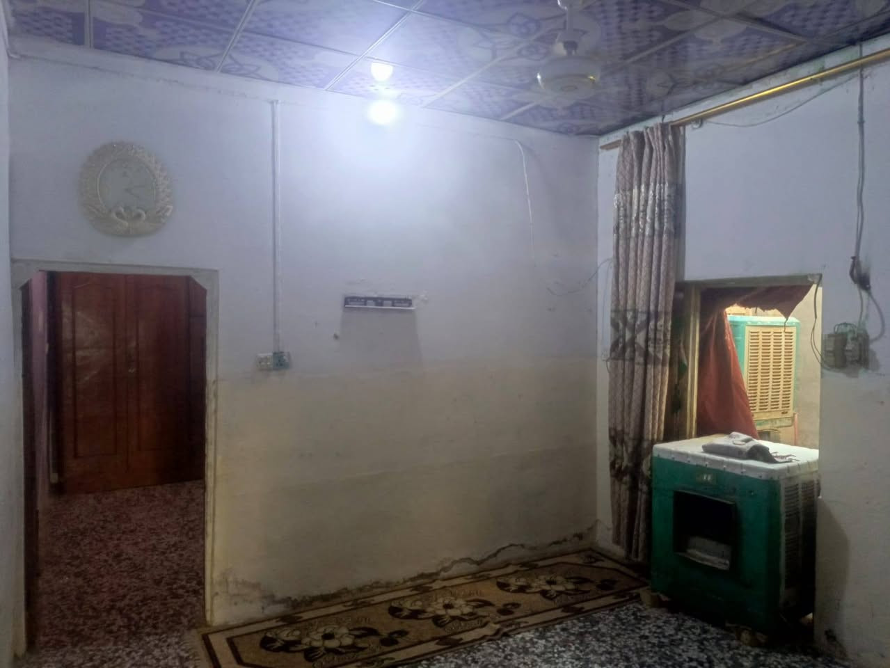 يالله دار  البيع المساحه 100متر🏣
طابوزراعي مشمول بلتطويب . سعر بلاش بلاش  15وبي مجال 

أساس تجعيب طابوك بناء بلوك سقف عكاده 

العنوان كوفه  شارع الزوار  قرب متنزه جنات الكوفه 

يحتوي ع غرفه  وستقبال ومطبخ وصاله  وتخاريج داخليه وخارجيه 

الستفسار تصل ع رقم ***********وتساب. يوجد كافت

 المساحت الزرعيه
