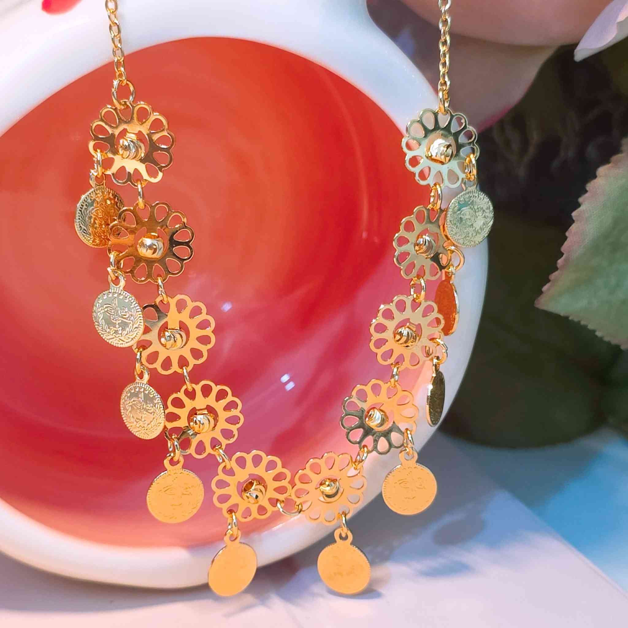 "مرحباً بكم في متجرنا الشامل! 🌸 نقدم لكم تشكيلة واسعة من:
- اكسسوارات نسائية بأشكال وألوان مختلفة
- أغراض منزلية متنوعة (أدوات مطبخ، ديكورات، أثاث)
- قراصات وأدوات مطبخ مميزة
- كل ما تحتاجه لبيت أنيق ومريح!

أسعار مناسبة وخدمة ممتازة. زورنا اليوم! 😊 #متجر_شامل #اكسسوارات #منزلي"🌸🌸..


**إذا كنت صاحب هذا الإعلان وتريد حذفه لأي سبب، رجاءا أرسل رسالة إلى الدعم الفني**