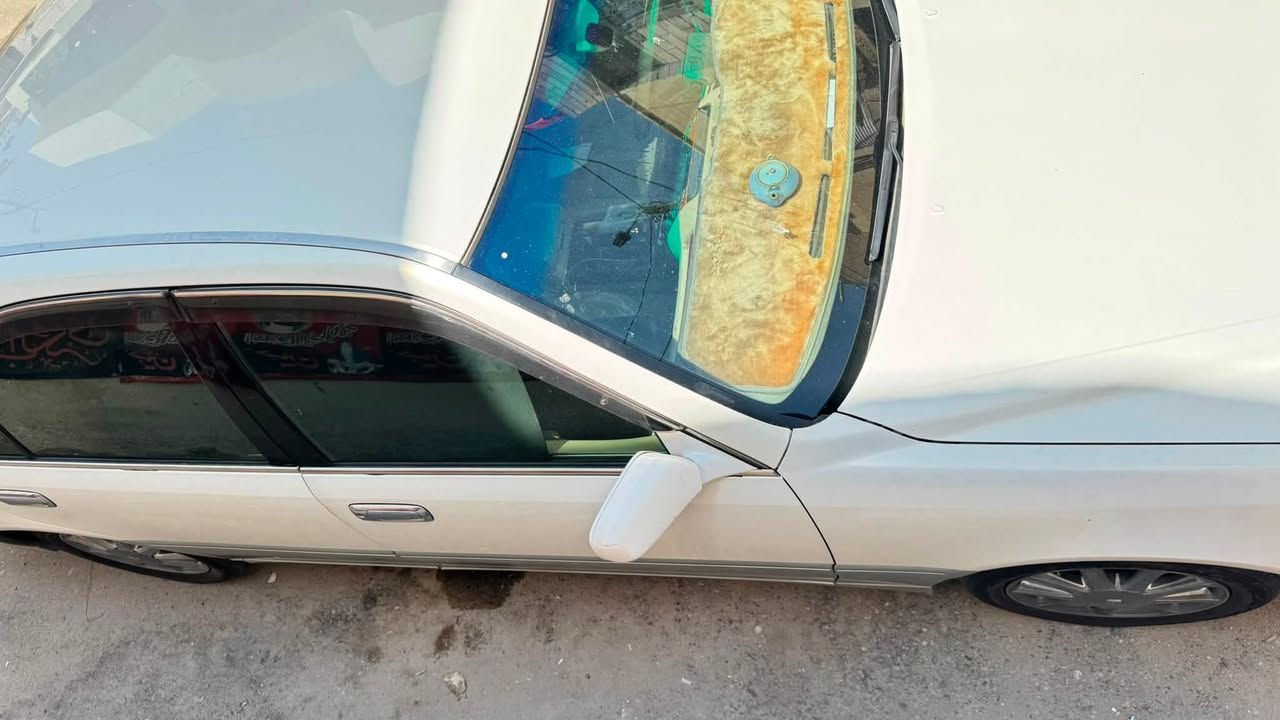 السلام عليكم ملكه للبيع فقط
كفاله اصولي رقم بصره الماني 
بيه طخه بسطيه جامله الكدام الباقي كفاله 
دكم 2 
مكينه ديفور الصغير 
سياره جاهزه 
الشراي يتصل او يدلل 
مكاني البصره 
رقم ***********
