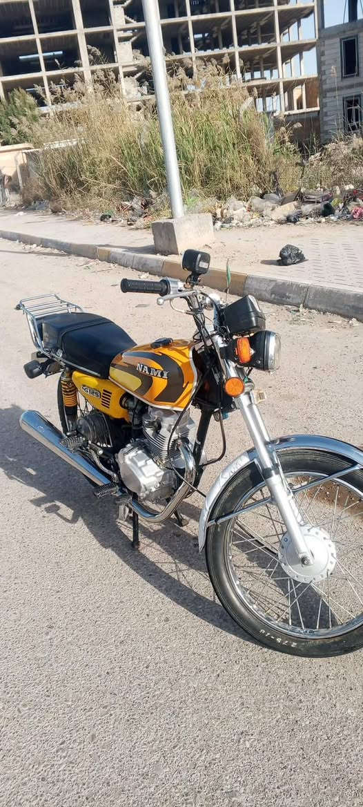 السلام عليكم نامه للبيع  ٢٠٢٣ امتياز نضيفه بيها اوراق ناقصها فقط اشاير كتف دراجه نضيفه من كلشي كهربائيات شاصي مكاني بعقوبه سبعه نيسان سعر 500 وبيها مجال  / *********** متواجد واتساب
