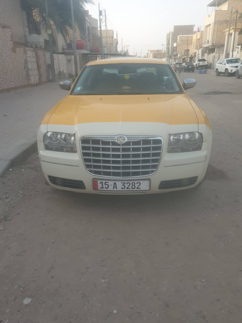 السلام عليك اوباما للبيع 2010كندي مكينه وكير حداديه تبريد تخم تاير مصفره هيئه ومرور خط بغداد عماره  سنويه ل 30 بسمي ***********
