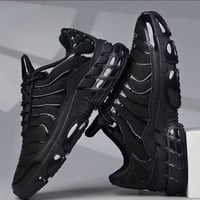 حذاء رجالي • سواد فاحم • قياس ٤٣