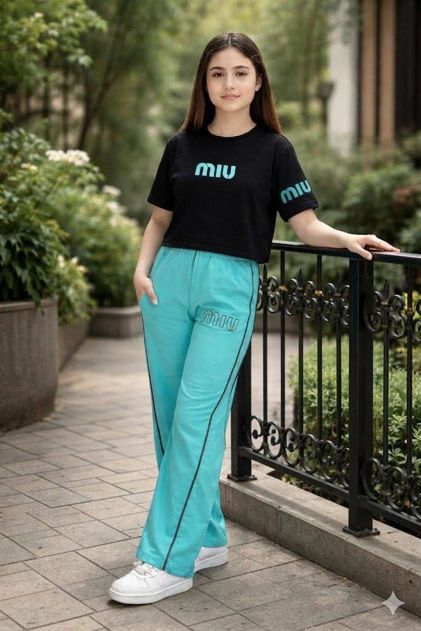 سوت بناتي
قماش قطن فول ليكرا
قياسات من 3 الى 10سنةالدرزن 12قطعة بسعر  61 الف  
فحص قطعة واحدة للموديل الواحد بوجودالمندوب أي اختلاف بالطلب أرفض بوجود المندوب


**إذا كنت صاحب هذا الإعلان وتريد حذفه لأي سبب، رجاءا أرسل رسالة إلى الدعم الفني**