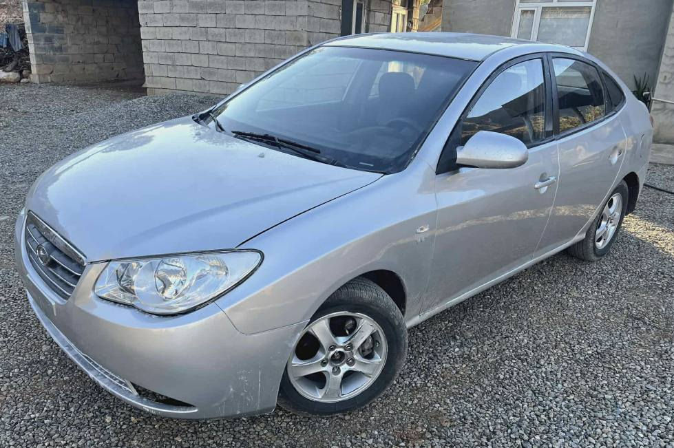 ئە ڤینتی 2008توماتیک بە س سلایت نیە سە قفی بویاغ نیە کامل مە سرە ف کراوەشوین ڕانیە حاجیاوا نرخ 43گە ڵا *********** رانية, السليمانية
