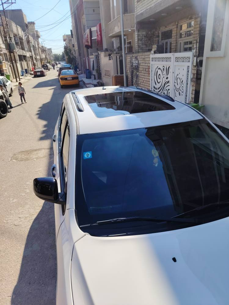 السلام عليكم
رقم بغداد بأسمي تحويل ثاني يوم وسونر موجود بالصور 
السعر 145
مواصفات
بانوراما ويل عشرين جديد مع تاير تحكم ستيرن كراسي كهرباء بجم جديد بالكامل بكلايتات جدد صدر جديد امامي خلفي فور ويل وملغي مسوي تو ويل  اكسل جديد كير جديد وبيه ضمان تورباين واويل بم  ضمان 6 اشهر محرك جميع تفرعاته جدد منضومه بانزين جديده عبوه موبر اصلي واتر بم اصلي براد دهن اصلي تراي للبصرة سياره مال جناي  السياره بدون دواخل  بس براكيت صفحه السايق معدل وارد كندي خير من الله شوف بعينك احسن والسونر بالمنشور  *********** مكاني بغداد بغداد, العراق
