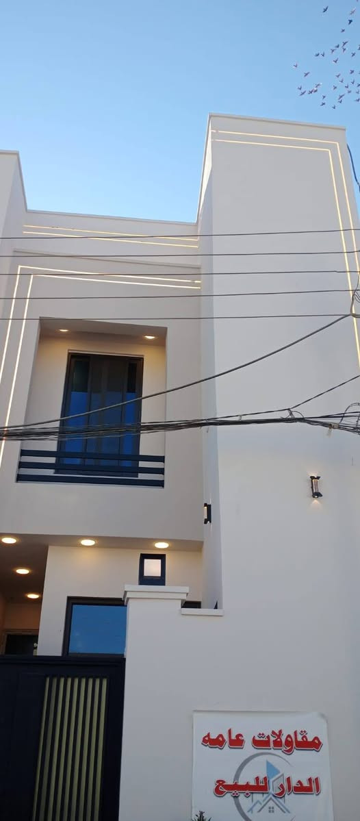 بيت ١٠٥متر قطاع ١٣شارع ١٠متر طابق ونصف كونكريت بناء حديث بناء جناي السعر ١٩٠مليون مع المجال او مراوس بعقار اخر للاستفسار مكتب سيد هاشم الذبحاوي النجف الاشرف الكوفة حي ميسان ركن شارع البوريات ***********واتساب نستقبل جميع العروض عرصات بيوت مشتملات راسلونا مع الصور على الواتساب اعلاه
