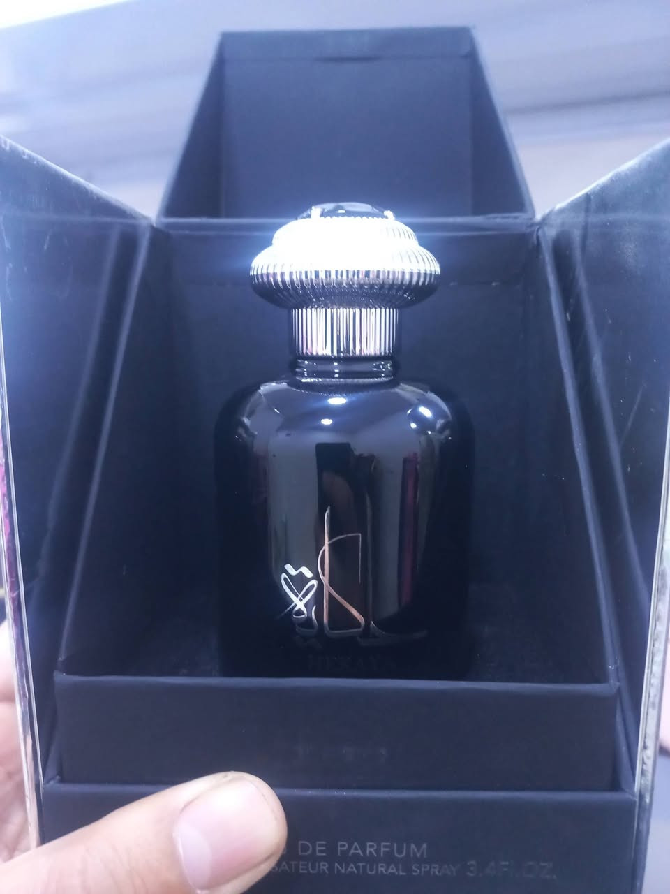 بعض من منتجات لدورا العشبية وعطور خليجية العنوان البصرة التنومة شارع اللواء قرب سيف لبيع المواد الاحتياطية للدراجات 
واتساب ***********
