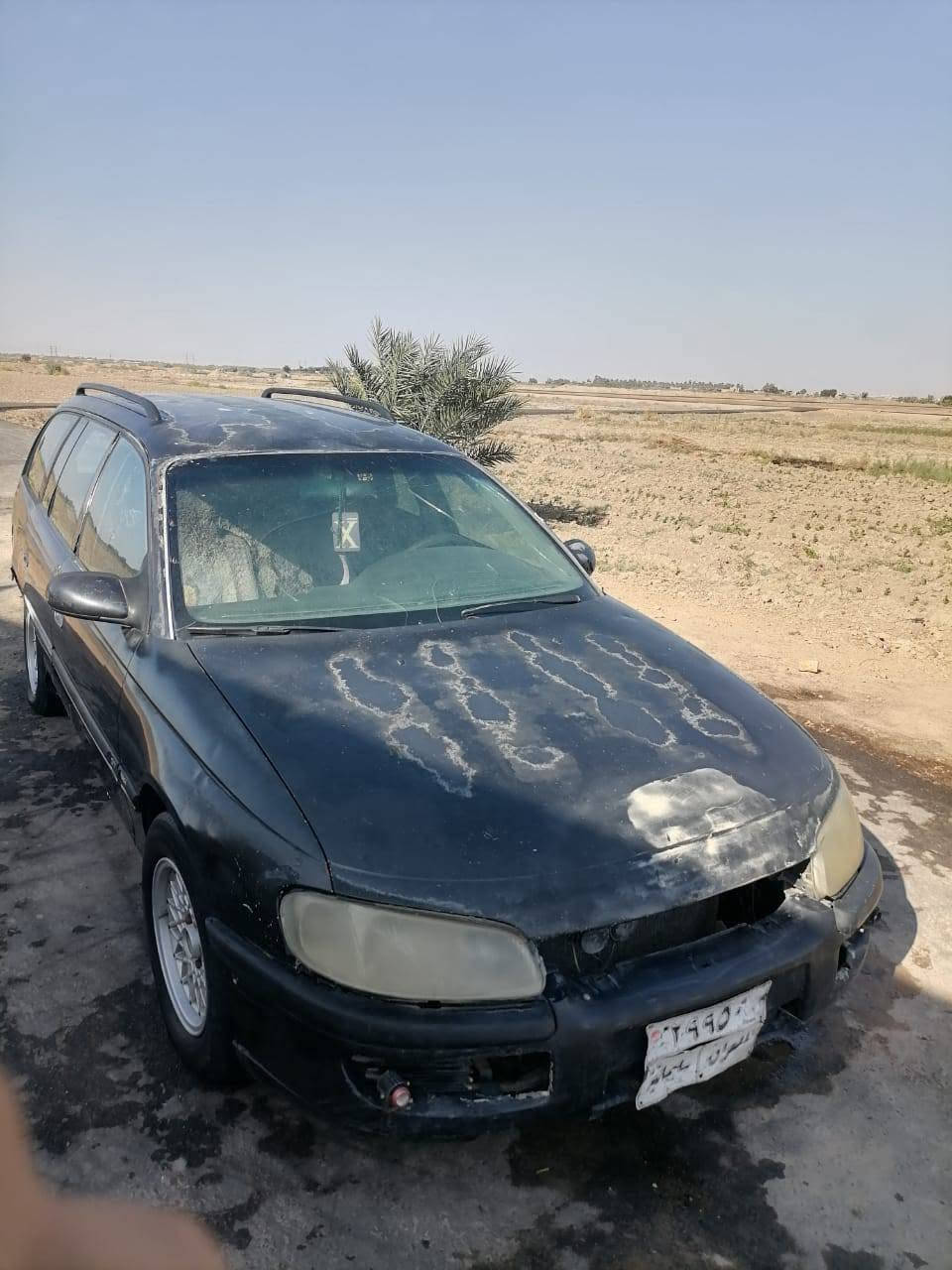 السلام عليكم 

سياره أوبل موديل 95 رقم سليمانيه بدون اوراق  السعر 15وبيها مجال.. 

الرقم 
***********
