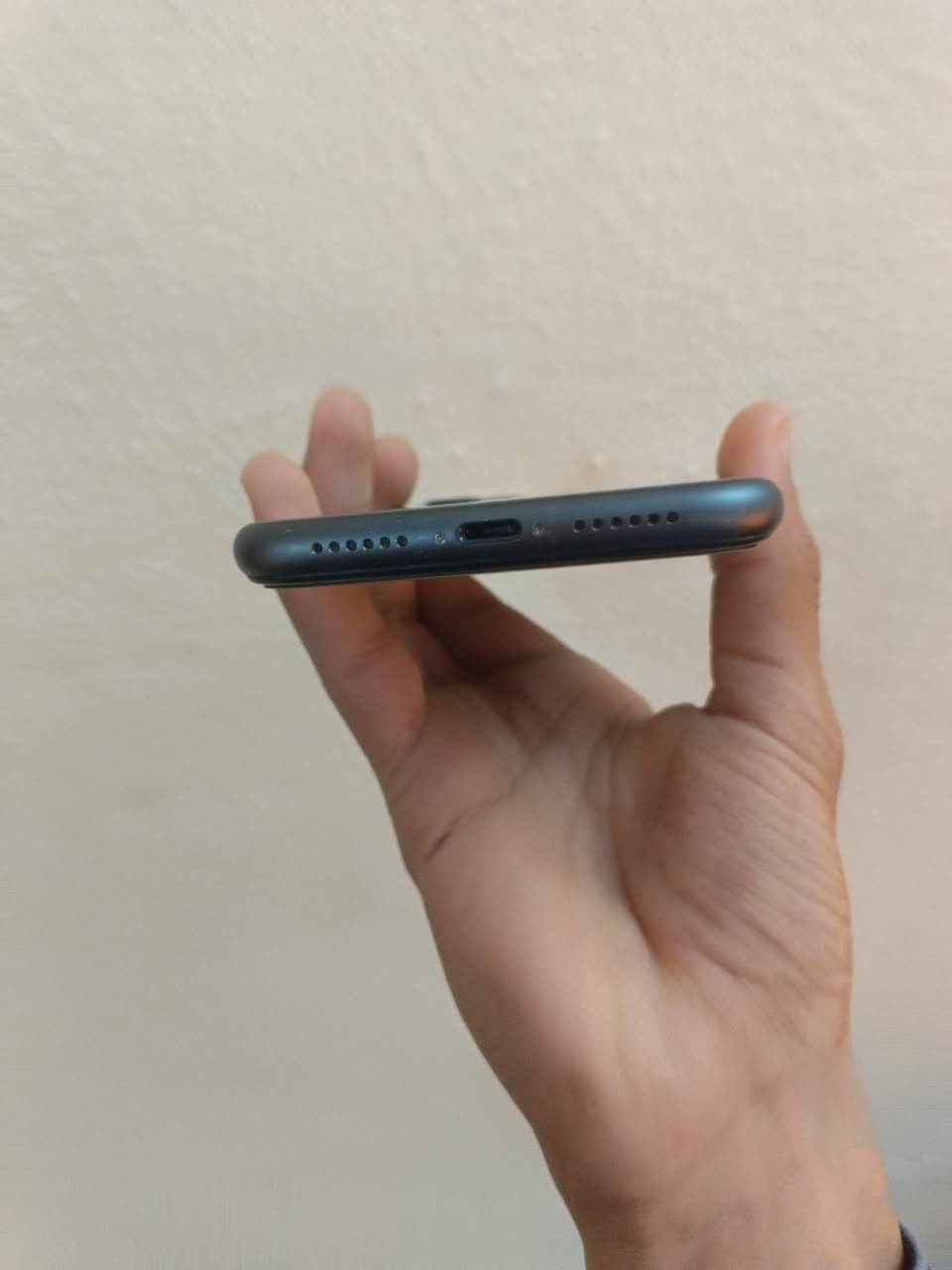 iphone 11
ذاكرة 128

كلشي شغال بي فيس ايدي شغال

مبدل شاشة اصلية 3 خيارات

 بطارية 100 مبدلة

محدث اخر تحديث 

ملحقات كارتونة ولزكة وكفر عدد 2

سعر 210الف توصيل مجاني 

موجود توصيل 

للحجز راسل واتساب ***********
