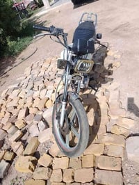 دراجه سافان موديل 20السعر 300متواجد فيس وهذا رقمي 07858666872