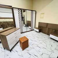 غرفة نوم تركي • مستعملة ٨٠٪ • ٥ قطع