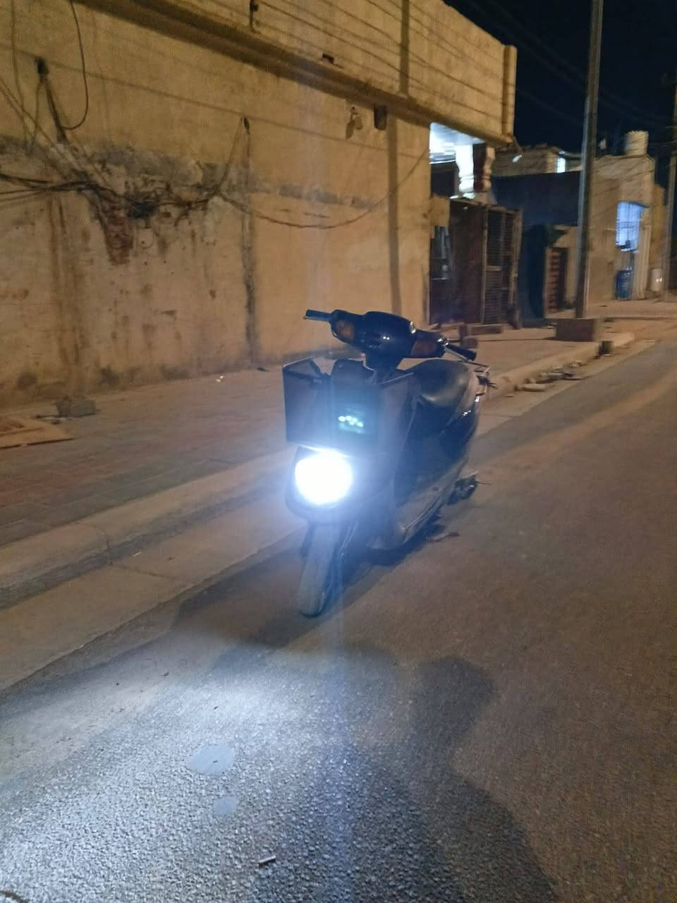 سلام عليكم درجه منغولي كلشي بيهه شغال محرك ناعم كهربائية كلهه شغاله السعر 225مكاني كربلاء كنطره السلام واتساب ‏‪***********‬‏
