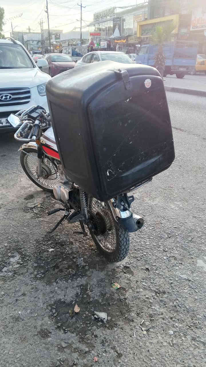 السلام عليكم اخوان مكلف بالنشر للبيع ماكو تايكر بدون رقم السعر 425 وبيها مجال للتواصل الاتصال بالرقم *********** كورك ***********
