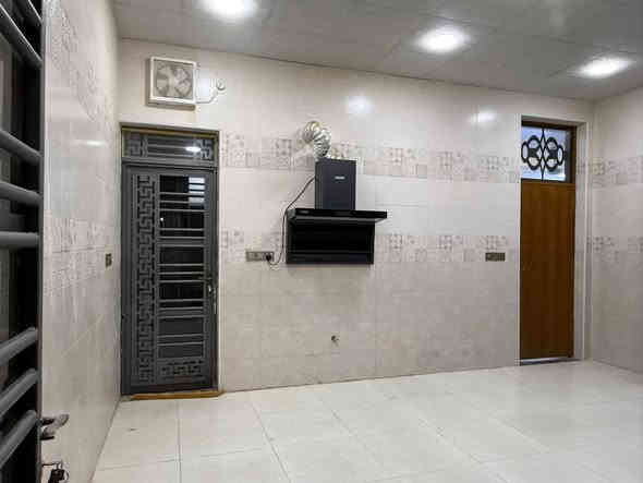 🏠 / دار للبيع مساحه ٢٠٠ م طابو صرف
مطلوب اسكان (48مليون) 
                   واجهه ١٠ م / نزال ٢٠ م 

🧱 بناء حديث درجه أولى 
الدار فارغ تسليم مباشر للمشتري 

الطابق الاول/ مطبخ . أستقبال . هول . غرفتين . مجمع صحيات . كراج . صحيات خارجيه 

الطابق الثاني/ غرفتين . هول . مجمع صحيات 

🌍 الموقع / شارع ٨٠ خلف مدرسة زهور بابل محيزم الثانيه       ( بالوسط بين شارع ٨٠ وشارع ١٠٠ )

للأستفسار أكثر مراجعة مكتب 
عقارات ديباج 
***********
