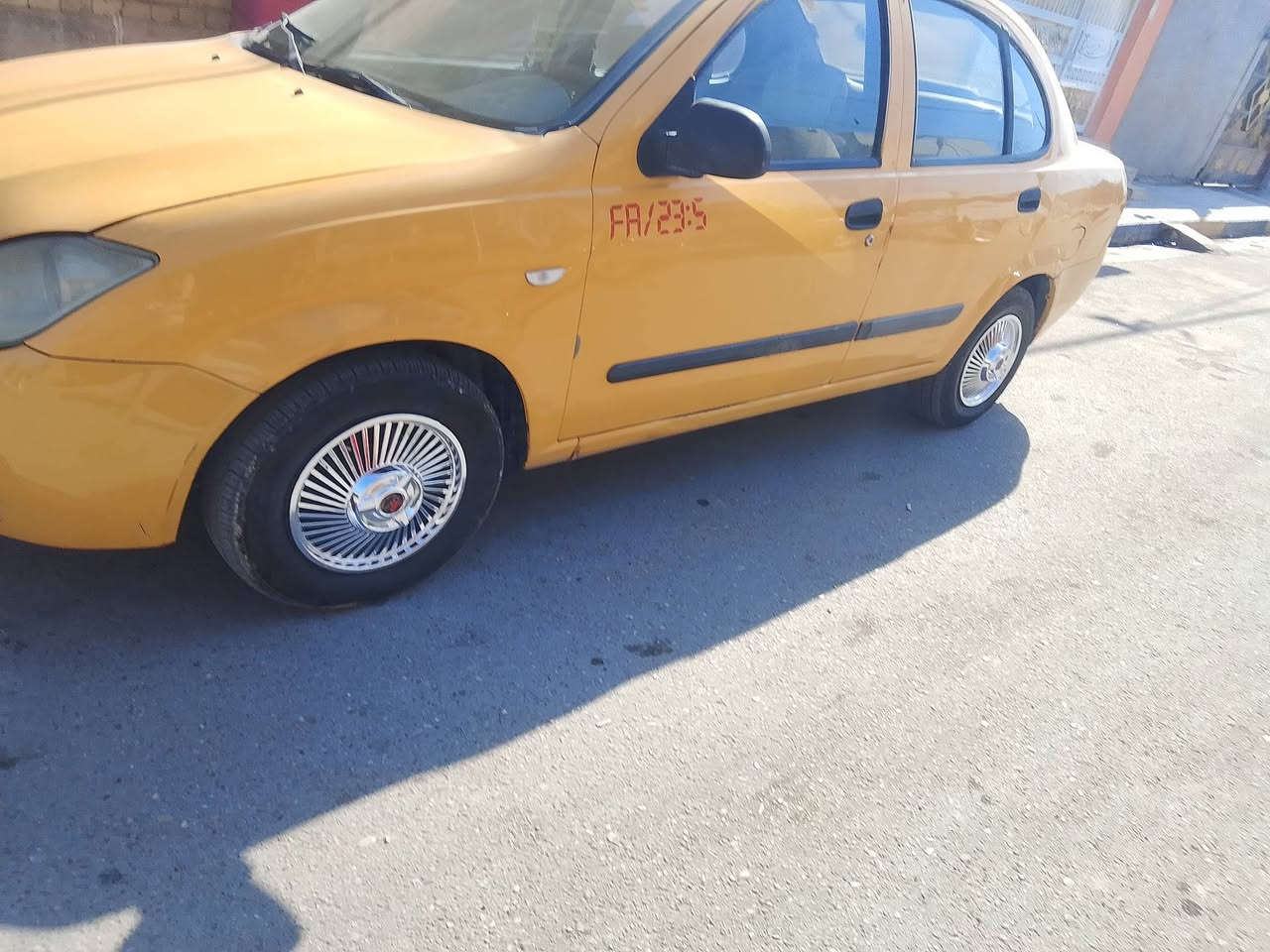 السلام عليكم طيبه للبيع موديل 2015 مكفوله من الضربة والصبغ رقم بغداد انكليزي
كير محرك  تبريد شغال 
صدر ٧٠ 
 تخم تاير سياره متعوب عليها من ايدك للشارع 
مكاني واسط العزيزية  39 وبيها مجال  ***********
