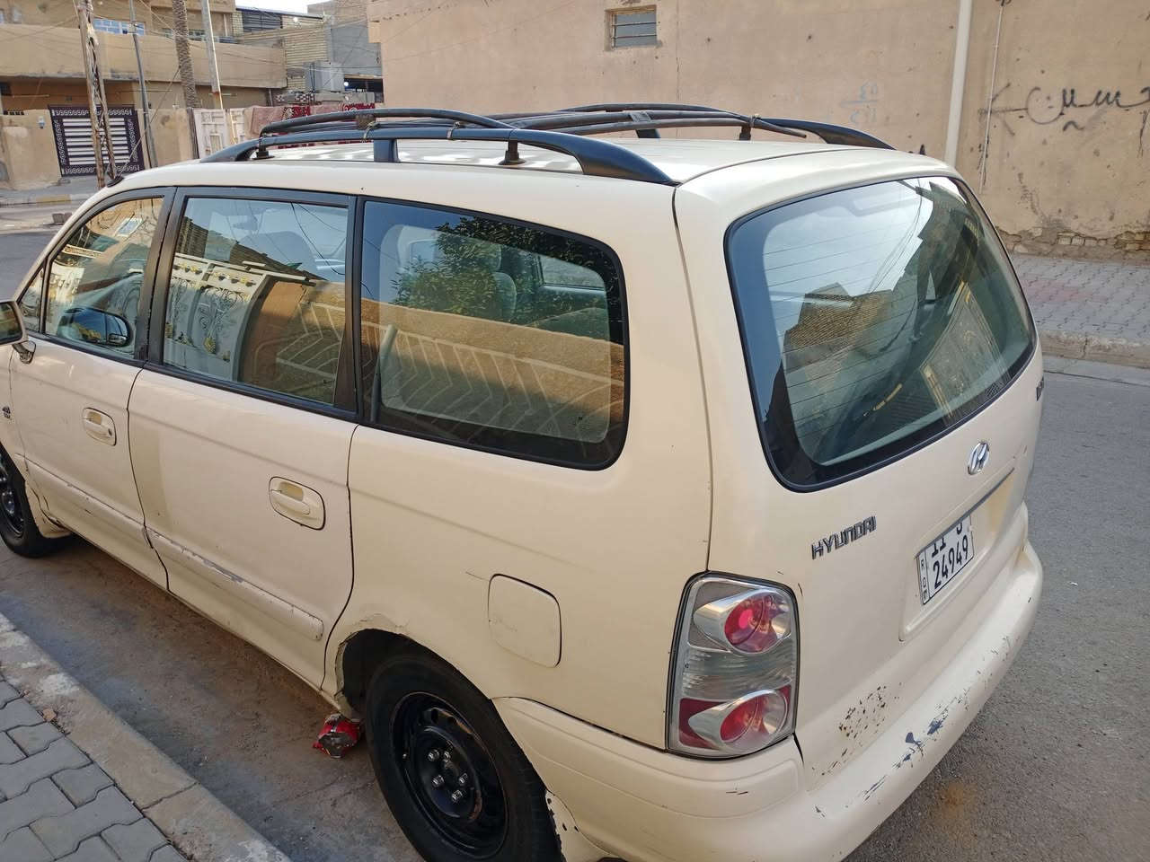 هونداي ترانجيت موديل 2006 بغداد انكليزي هزه جديده مكينه كير مكفولات تبريد منظومة كامله تخم تاير دواخل حلوه ونظيفه سياره مسويله ادامه كامله السعر 60 وبيه مجال ***********
