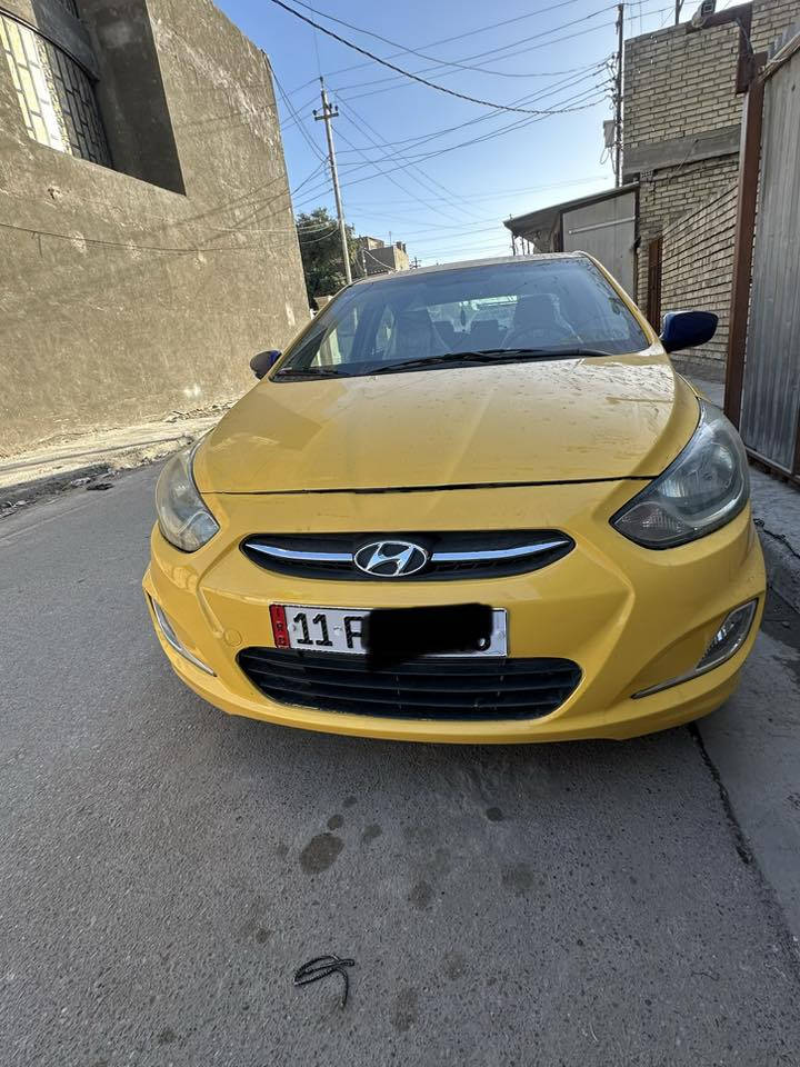 سلام عليكم اكسنت 2015 وارد أمريكي حادثه دعاميه اماميه فقط ليبل واحد السياره بدون ضربه .. كير ومكينه خير من الله .. مكينه 1600 .. السياره مال بيت ما متعوبه .. تبريد ثلج .. السعر 94 وبيها مجال قليل .. مكاني بغداد منطقه الحبيبيه ***********
