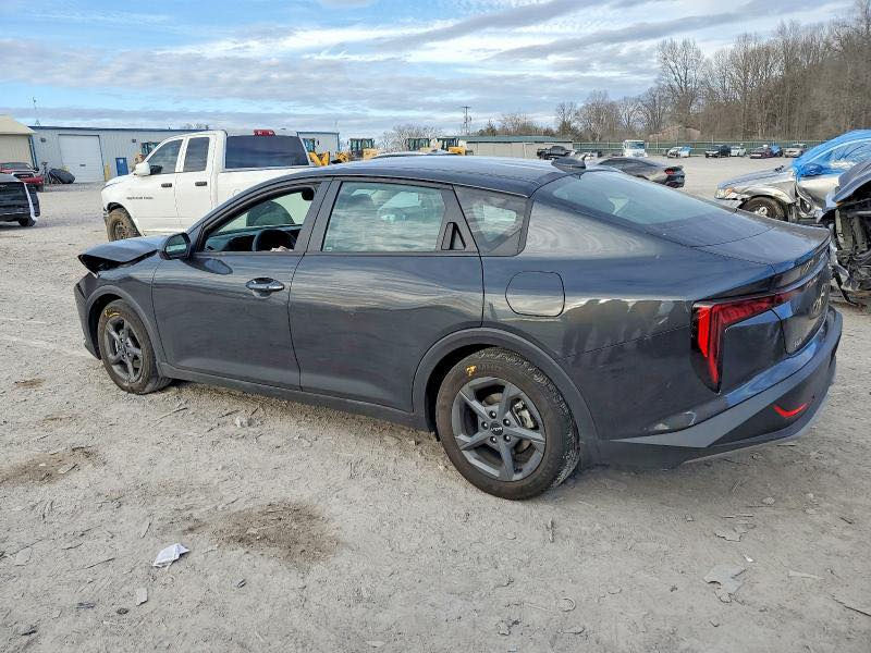 يالله 
k4 
موديل 2025
الضرركما موضحً
السعر جدا مناسب 
فوك فاتوره 5.ورقات فقط 
يعني تصير 66 ورقه 
واصله عمان عليك تصير كامل
88ورقه تدخل كتاب شهداء عادي 
تخليص والضريبه هم اخلصها الك 
اي ستفسار هذا رقمي 
***********
او وتساب
