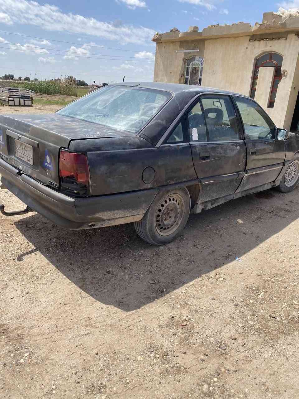 سلام عليكم أوبل  اوميكا  موديل 1990العنوان جزيره الخالديه  رقم الأنبار إني مكلف بل انشر هذا رقم صاحب السياره *********** السعر 22ورقه وبيه مجال
