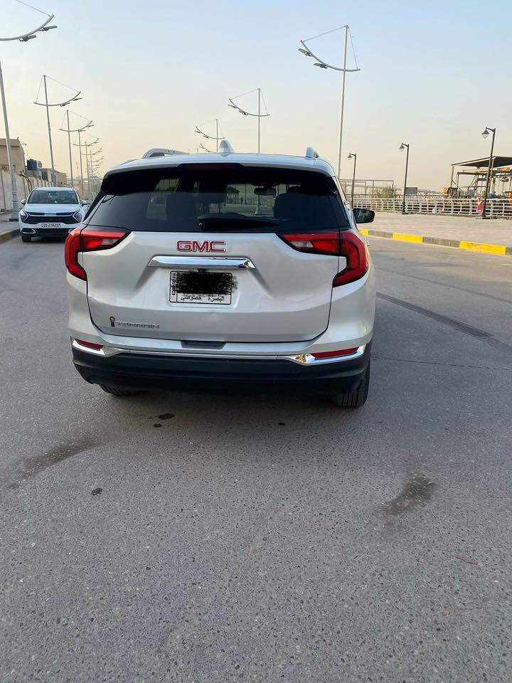 ( بسم الله الرحمن الرحيم ) 
تيرين 2019 رقم بصرة تحويل فول مواصفات SLT فول عده فتحه صندوك كهرباء كشنات خزن ميموري تدفئه كشنات ستيرن تدفئه بصمه شاشه تحكم ستيرن وارد امريكي بنيد مبدل ومصبوغ بدون دواخل باقي كفاله سيارة جاهزه وما بيه نقص برغي للبيع او المراوس سعر 142 وبيها مجال الاتصال ***********
