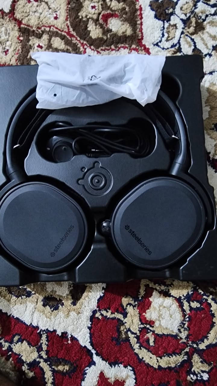 سماعه الستيلسيريس ARCTIS 5 الوحش 🔥🦾 
نضافه ولا اروع ↗️
السعر 65 الف ♥️


**إذا كنت صاحب هذا الإعلان وتريد حذفه لأي سبب، رجاءا أرسل رسالة إلى الدعم الفني**