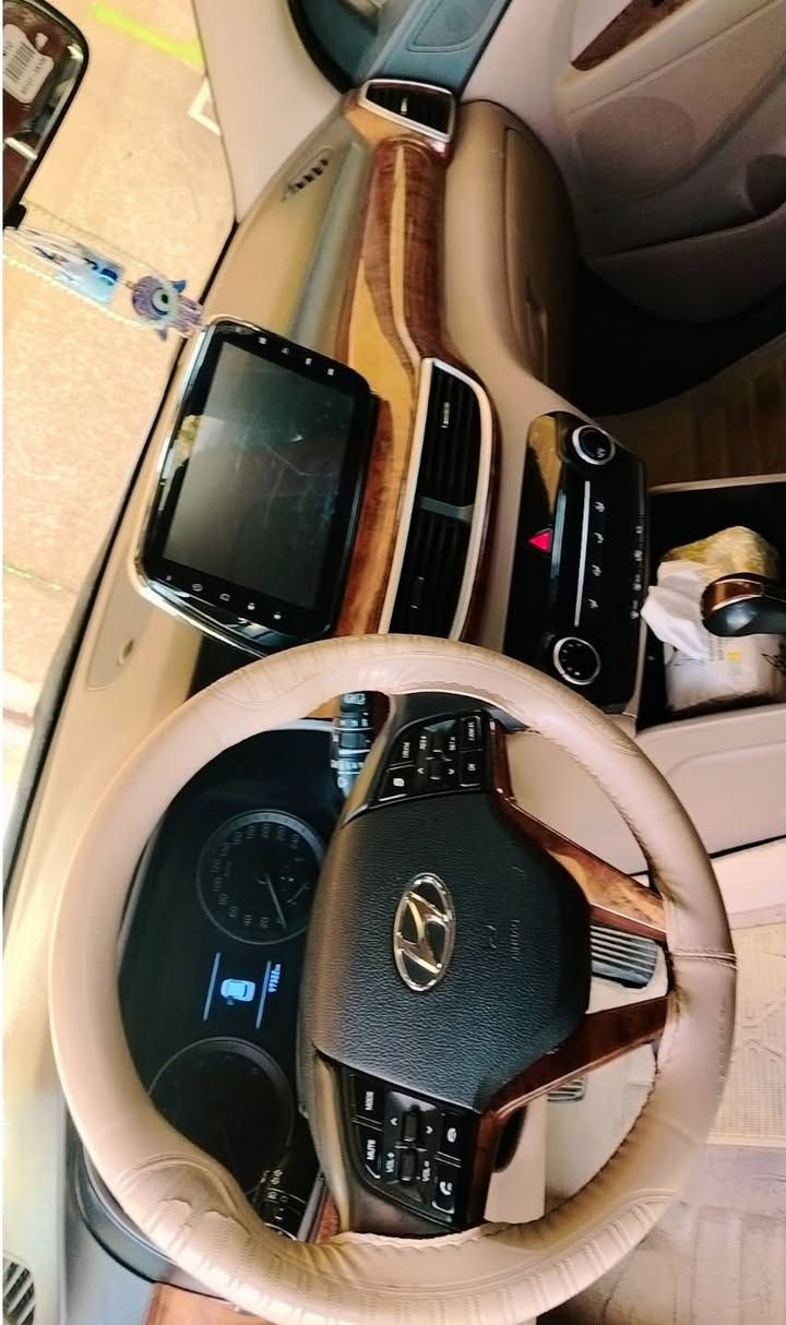 السلام عليكم توسان مديل 2020 بانورامة حساسات زنون نضيفة مكفولة التصال على الرقم ***********)__***********''العنوان بغداد التاجي
