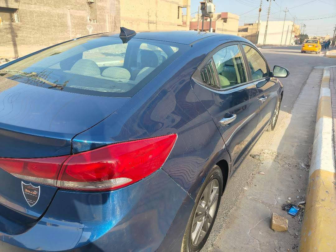 السلام عليكم النترا 2017 سونار موضح 
مكينه 2000 دوش ما مفتوحه 
السعر 110 بيع مستعجل 
رقم اربيل دولي  2030
مكاني كربلاء شراي يتصل 
***********
