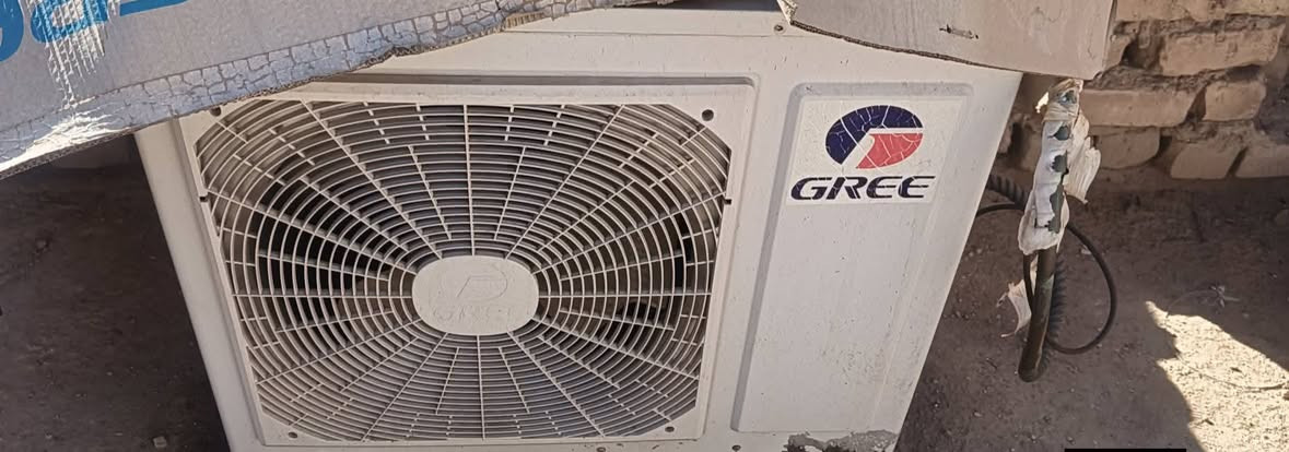 السلام عليكم للبيع سبلت كري 2 طن غاز 22 نضيف كلش برودة ثلج مابي اي نقص مشدود كامل تجي تفحص وتفتحه وتاخذه مكاني كربلاء السعر 350 وبي مجال ‏‪***********‬‏
