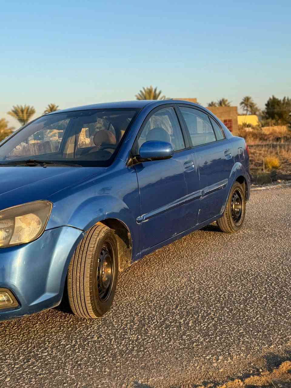 ملاحظة مكلف بل نشر ابسم صاحب الرقم السياره كيه ريو 2010 خليجي صبغ مابيه
رقم بغداد مشروع وطني  
تايرت جدد سيارة جاهزة السعر 73وبيه مجال قليل
***********
