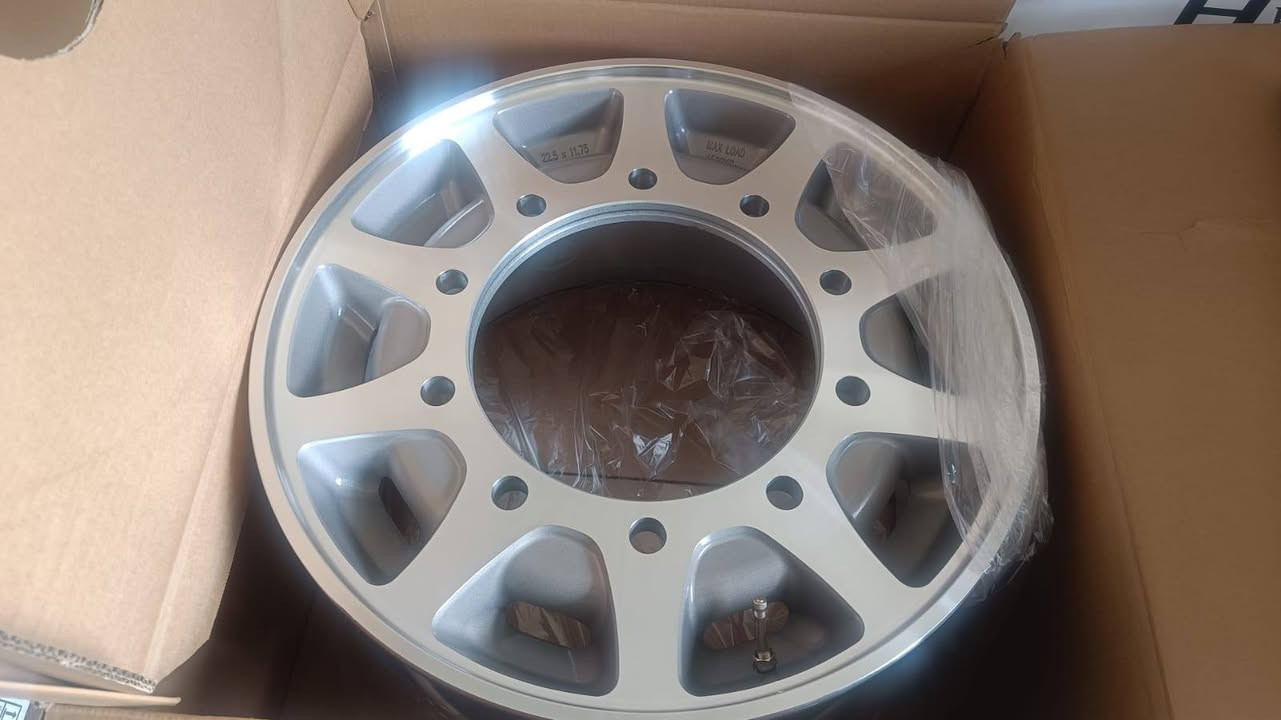 العنوان كلك قرب مصفة كار توصيل الكل محافظات


**إذا كنت صاحب هذا الإعلان وتريد حذفه لأي سبب، رجاءا أرسل رسالة إلى الدعم الفني**