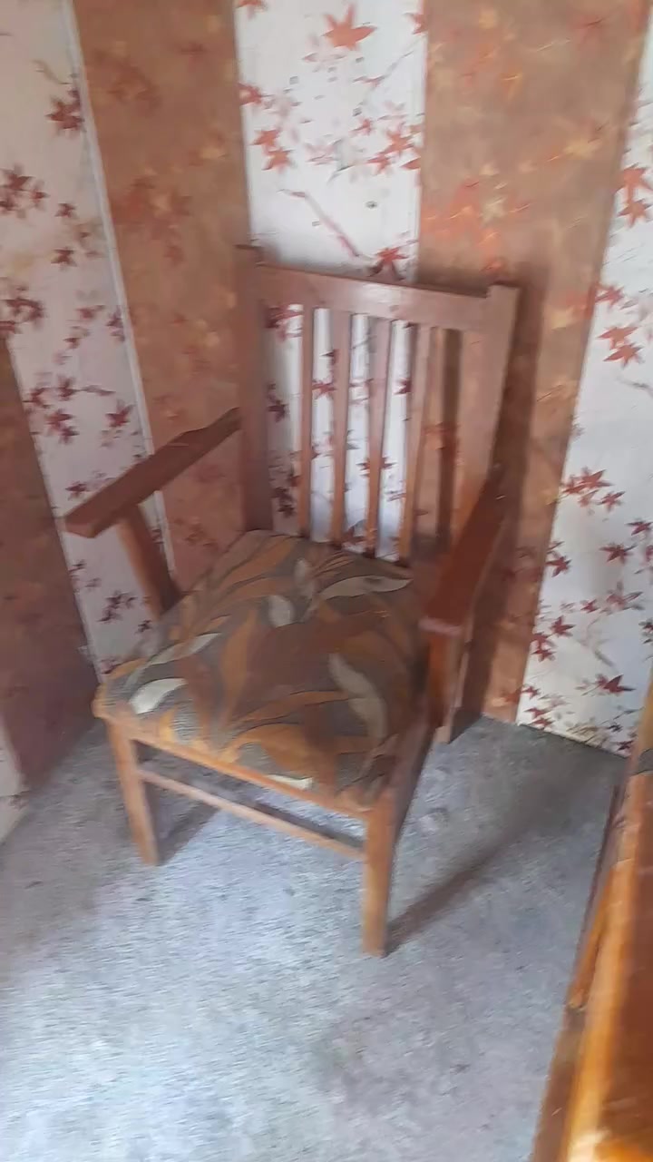 كرسي صلات.مع كراسي عدد ٢ تخم


**إذا كنت صاحب هذا الإعلان وتريد حذفه لأي سبب، رجاءا أرسل رسالة إلى الدعم الفني**